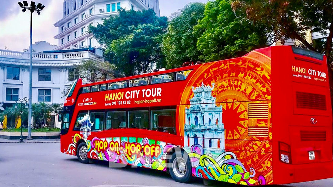 Photograph the historic allure of Hanoi’s landmarks